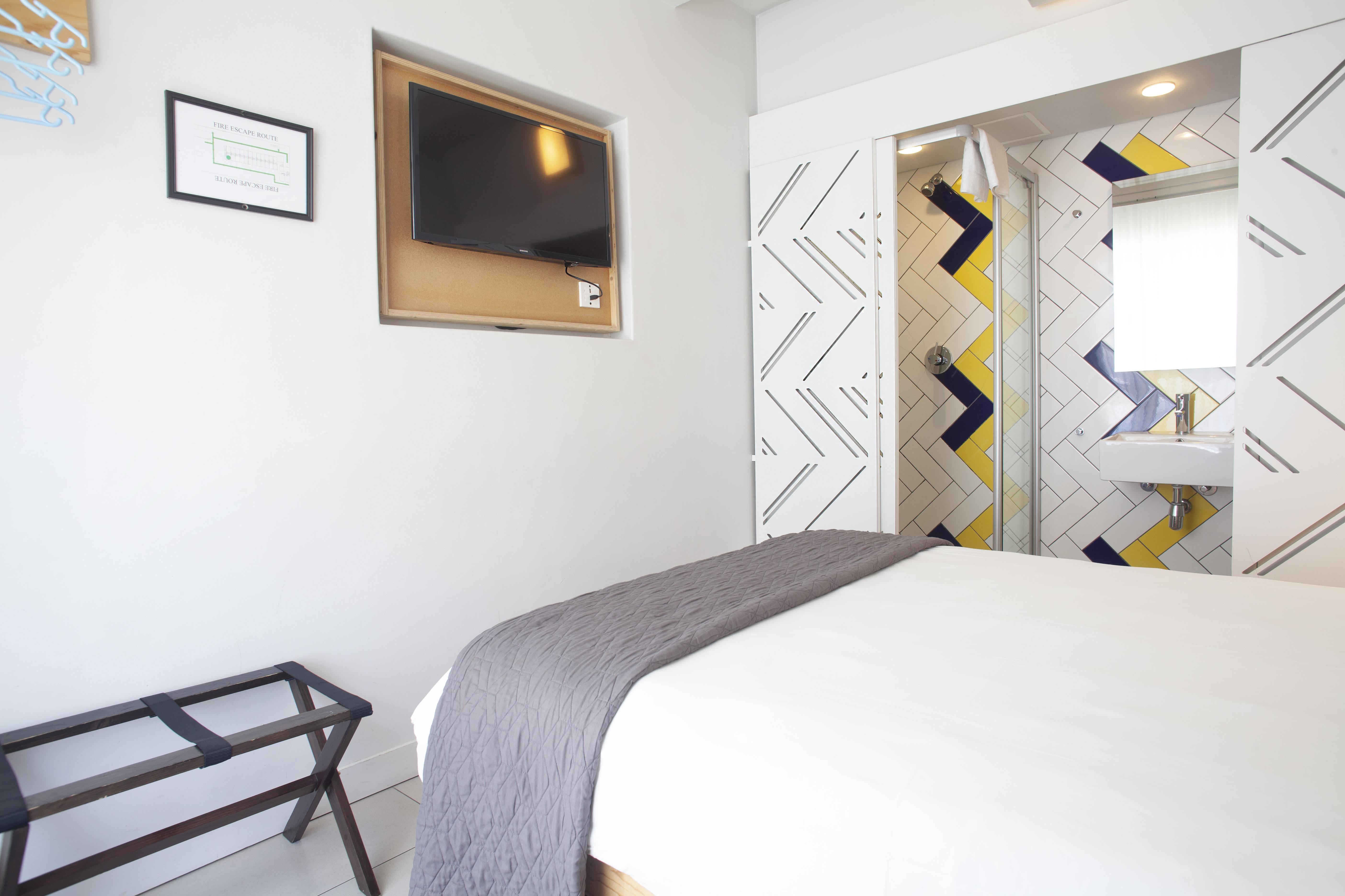 Hotel Mojo & Market