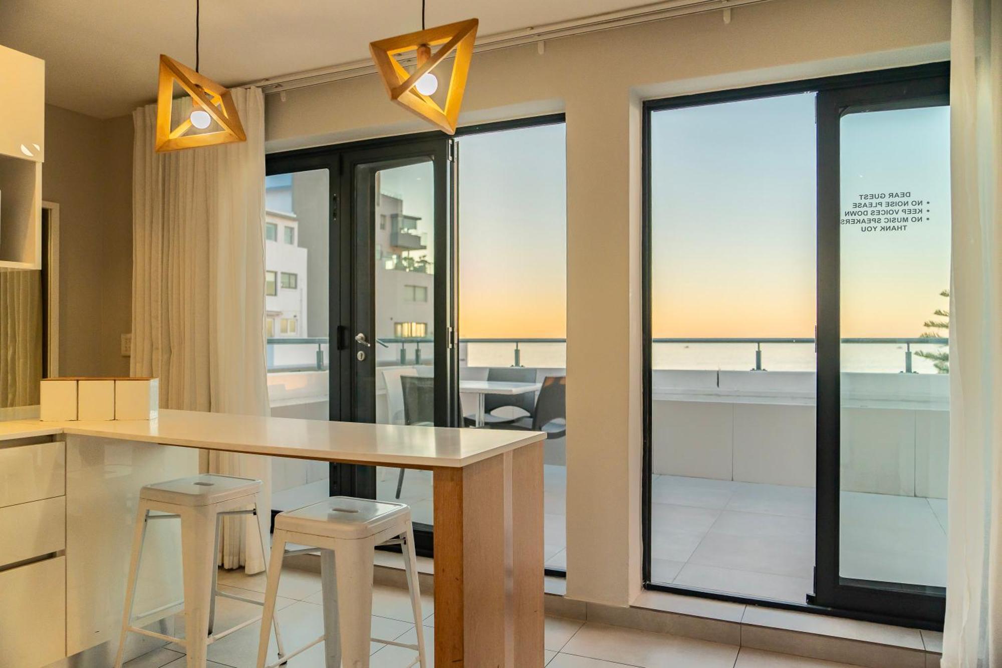 Mojo & Market Hotel 3*