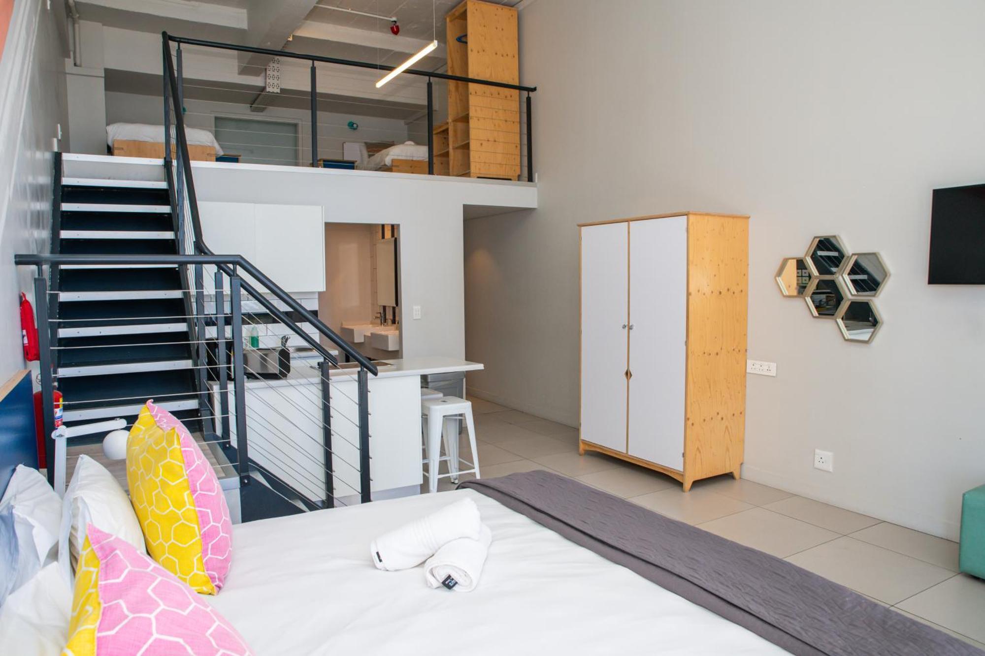 Hotel Mojo & Market 3*